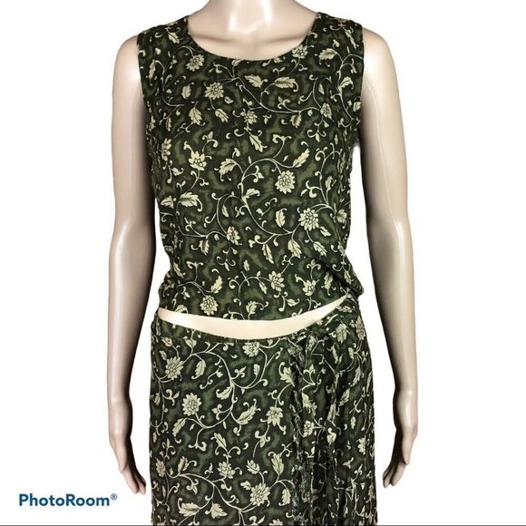 Jessica Sport vintage green sleeveless top and sarong skirt - Picture 2 of 9